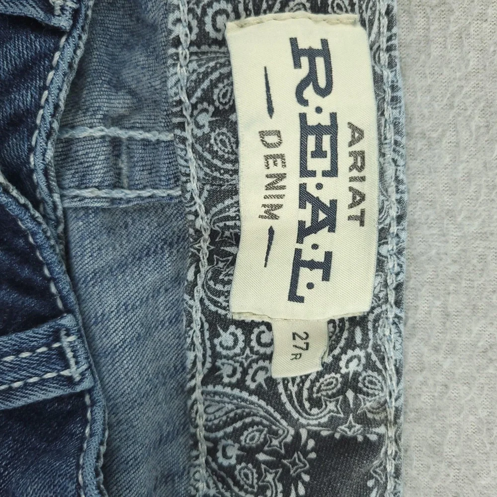 Ariat very good